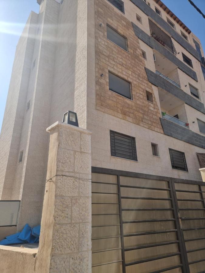 Sbatin Madba Madaba Exterior foto